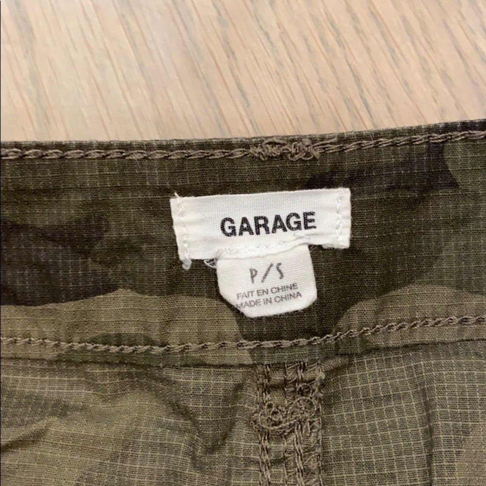 GARAGE Camo Cargo skirt - Picture 2 of 3